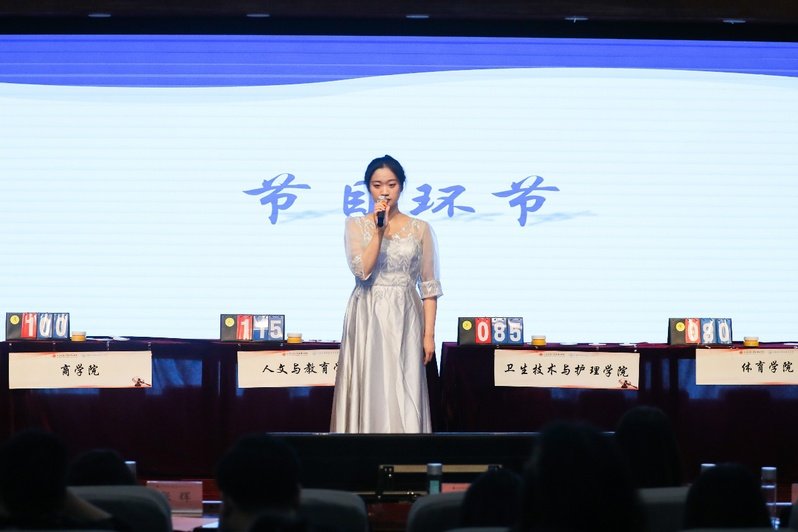 择优组建五人参赛团队
